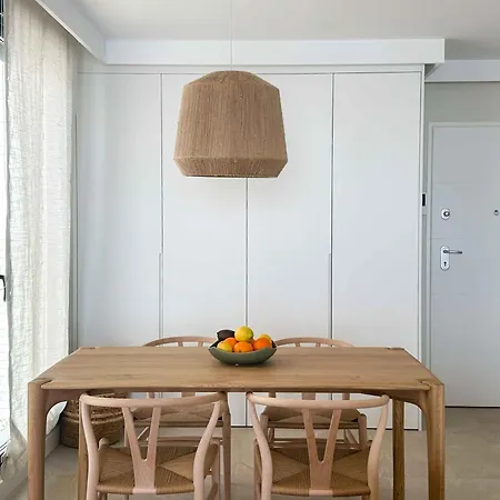 Lantia. Amaneceres De Ensueno Y Piscina Con Vistas