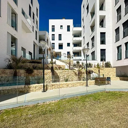 Lantia. Amaneceres De Ensueno Y Piscina Con Vistas